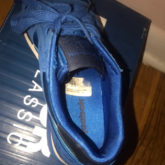 Shoes - Picture 4 of 4